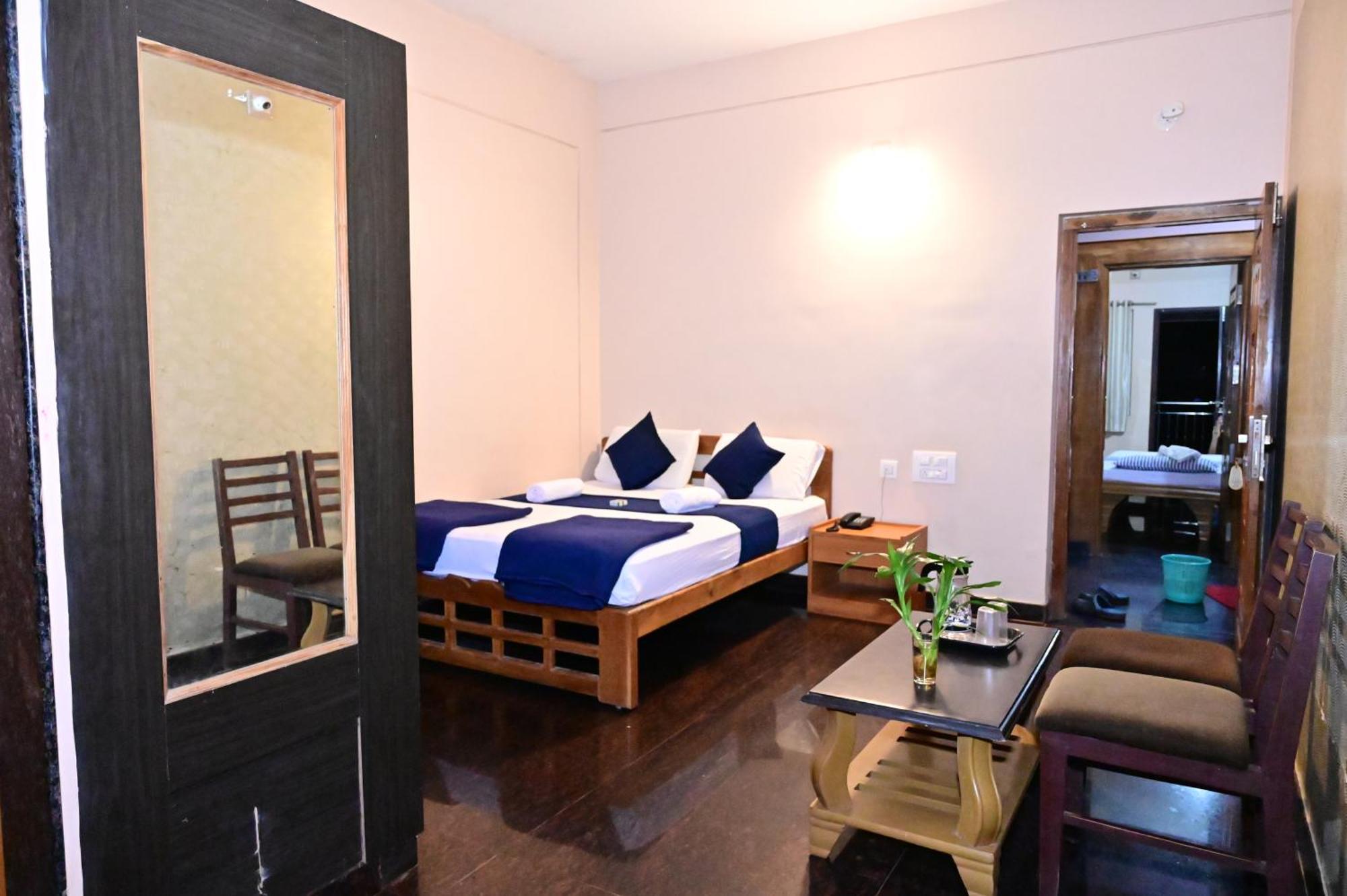 Jaya Paradise Mavalli Exterior photo